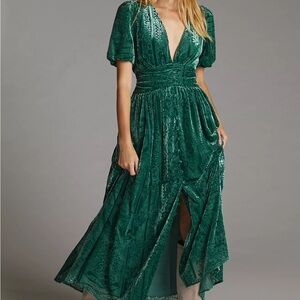 Chic Emerald Maxi Dress